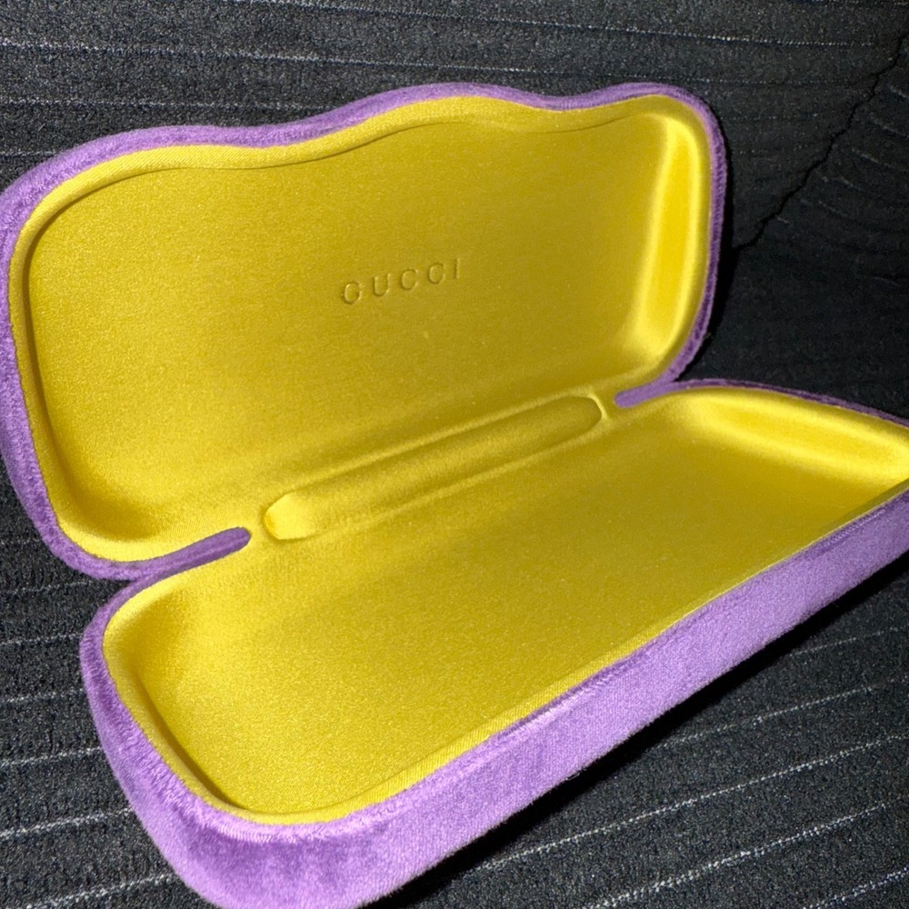 Gucci Purple Velvet Hardshell Eyeglass Case Yellow Interior Luxury Eyewear